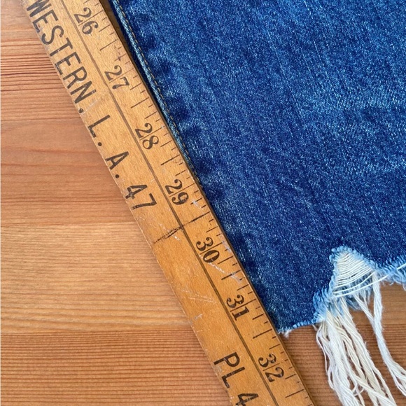 Madewell  NWT The Perfect Summer Jean Destructed Edition.  Sz 30 Tall - Picture 4 of 6